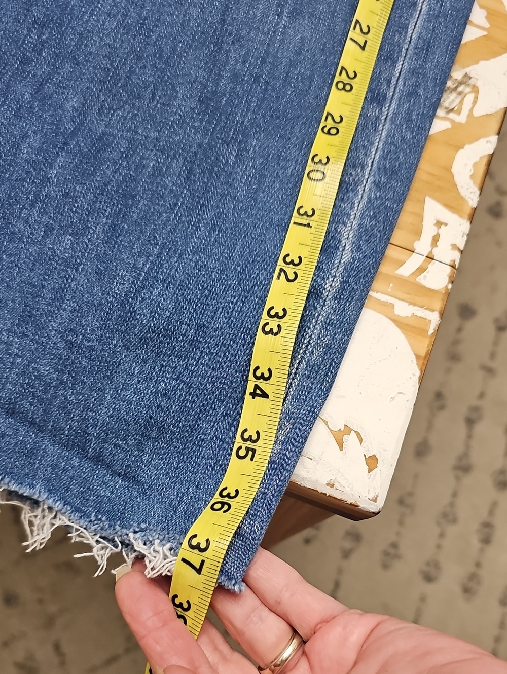 Frayed Hem Wide-Leg Distressed Jeans - Light Blue - Picture 7 of 7